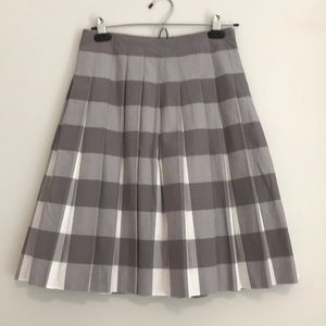 Pleated skirt